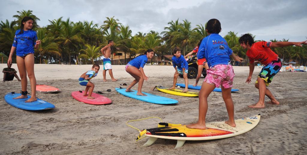 Hotel Kame Surf Camp Assinie Exterior foto